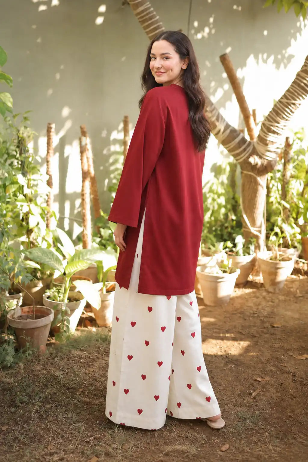 Hania Amir maroon Minimal Kurta Set