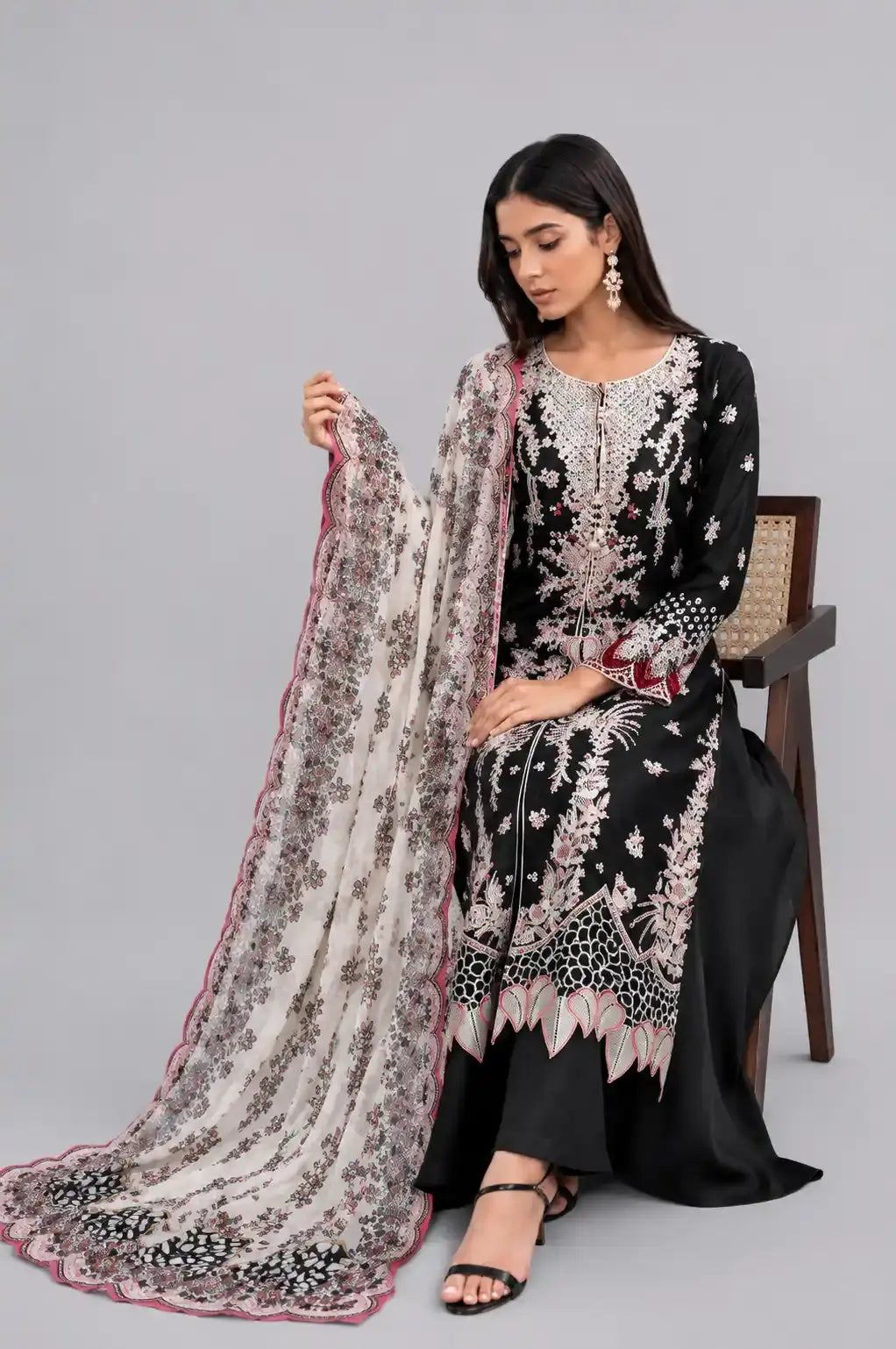 Black Dress Pakistani