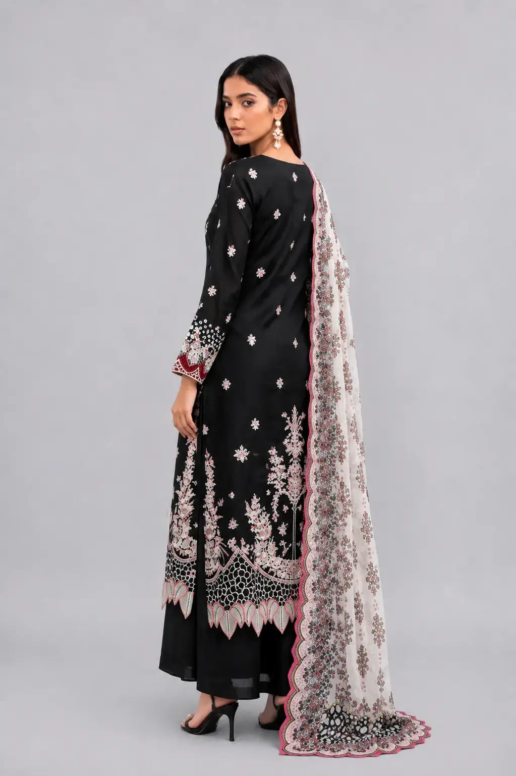 Sobia Nazir Pakistan